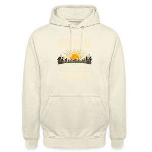 Hoodie Street Tête haute — Le terrain change, la force reste | Prise de Conscience - vanille