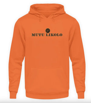 Hoodie orange Mutu Likolo – Collection Résilience, coupe unisexe, logo noir et or, coton premium, style urbain affirmé.

Mutu Likolo orange hoodie – Resilience Collection, unisex fit, black and gold logo, premium cotton, bold urban style.

