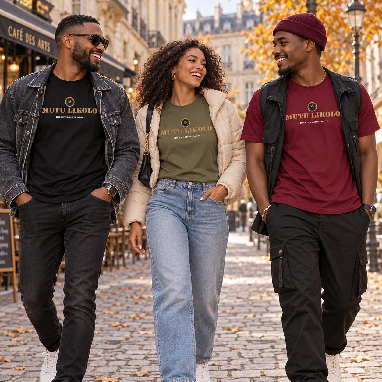 Groupe portant les t-shirts Signature noir, kaki et bordeaux